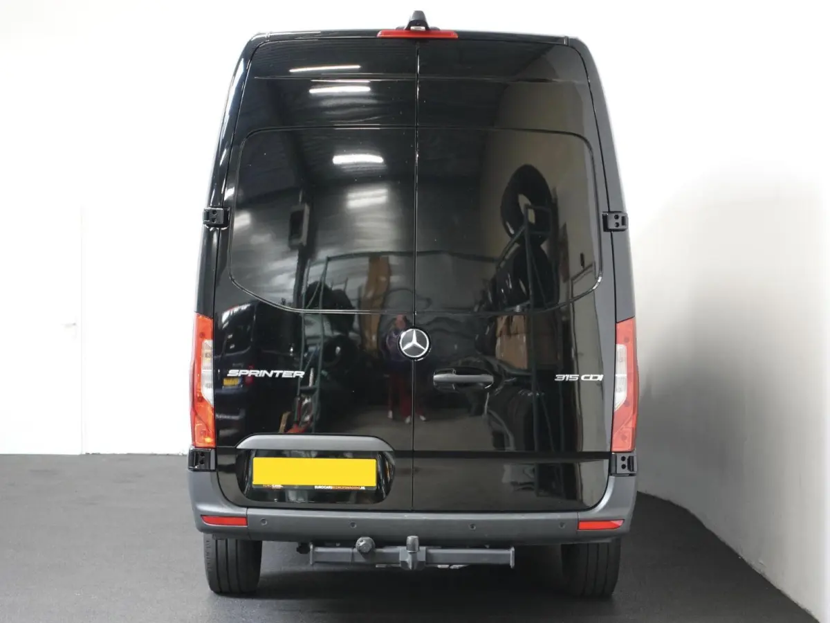 315 1.9 CDI L2H2 RWD Automaat Airco Navigatie Camera Cruisecontrol 3Zits Electra pakket DAB