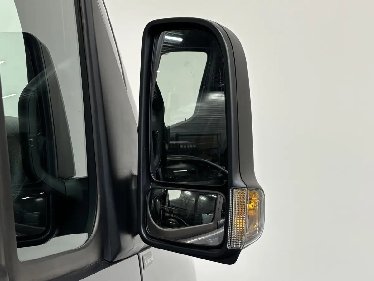315 1.9 CDI L2H2 RWD Automaat Airco Navigatie Camera Cruisecontrol 3Zits Electra pakket DAB