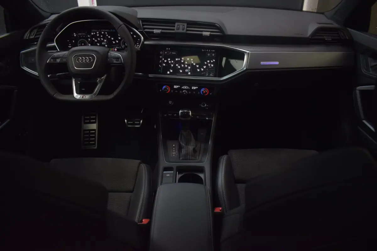 45 TFSI e S-Line 245pk | RSQ3 | PANODAK | ACC