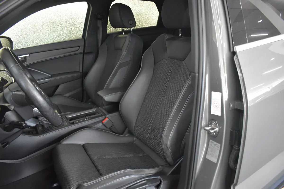45 TFSI e S-Line 245pk | RSQ3 | PANODAK | ACC