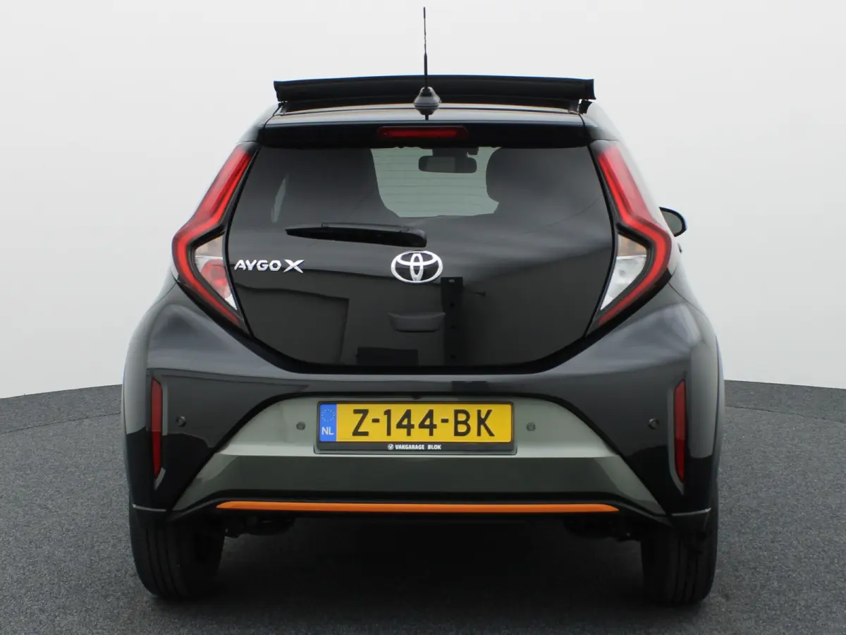 1.0 VVT-i S-CVT Limited | Vouwdak | Keyless | JBL | Stoel verw. | Camera | Prijs Rijklaar!!