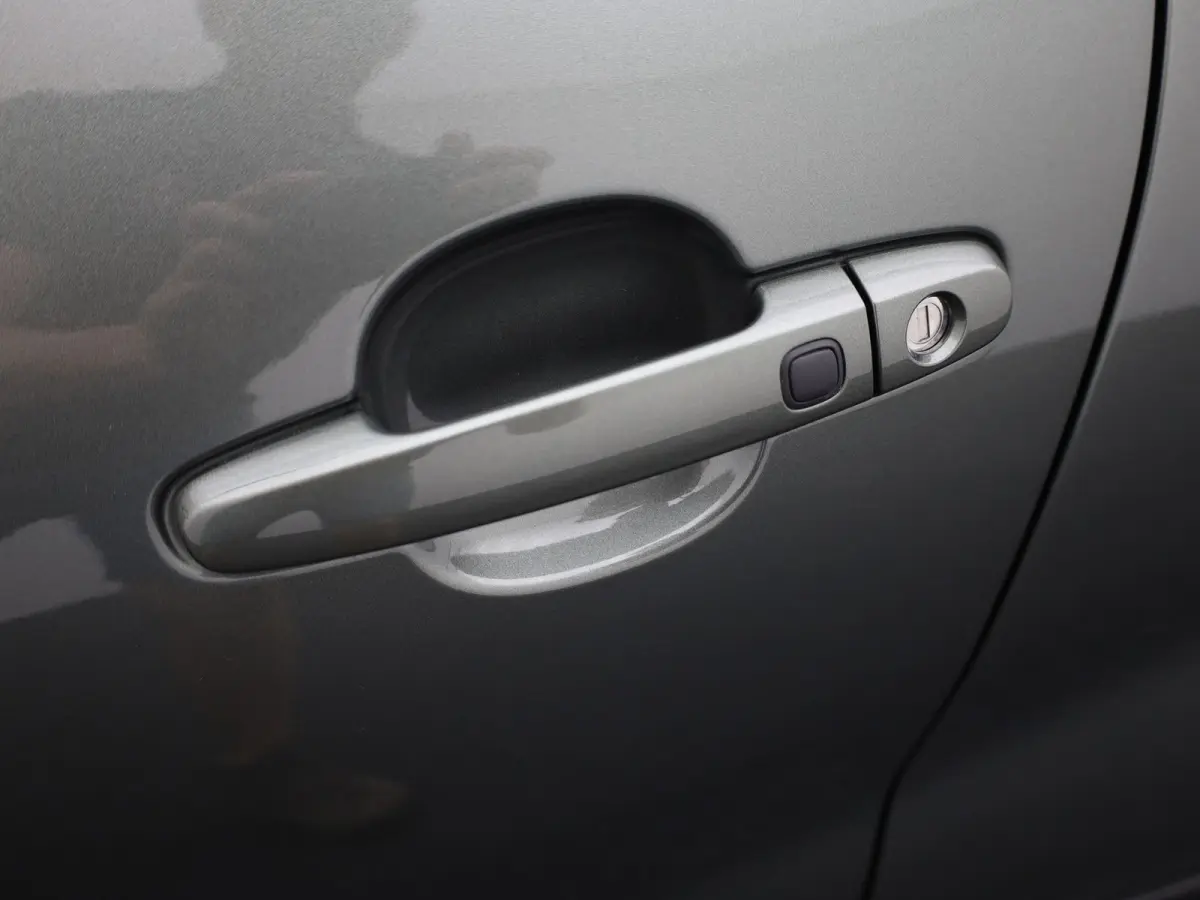 1.0 VVT-i S-CVT Limited | Vouwdak | Keyless | JBL | Stoel verw. | Camera | Prijs Rijklaar!!