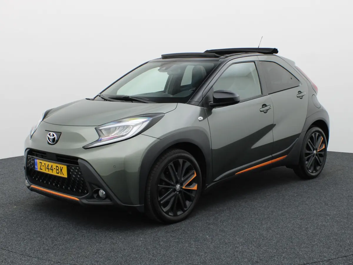 1.0 VVT-i S-CVT Limited | Vouwdak | Keyless | JBL | Stoel verw. | Camera | Prijs Rijklaar!!