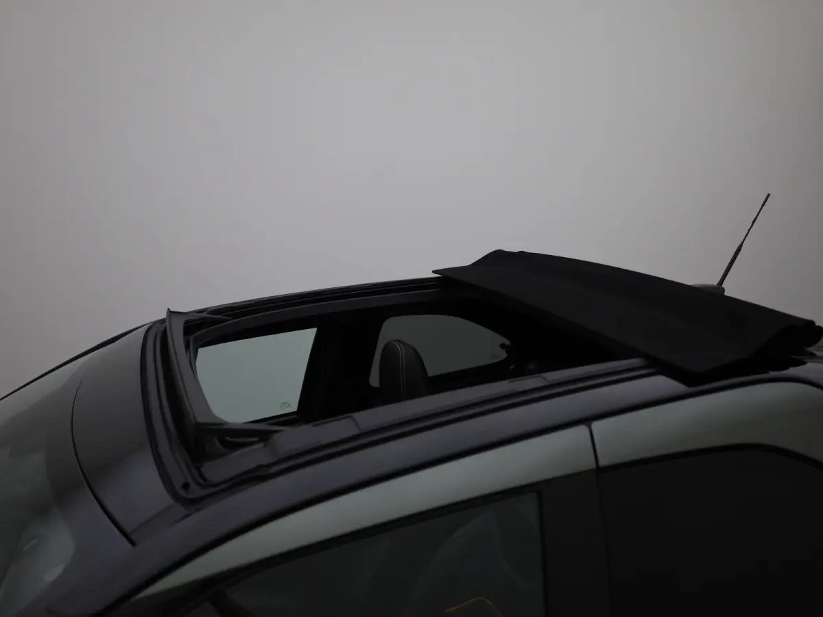 1.0 VVT-i S-CVT Limited | Vouwdak | Keyless | JBL | Stoel verw. | Camera | Prijs Rijklaar!!