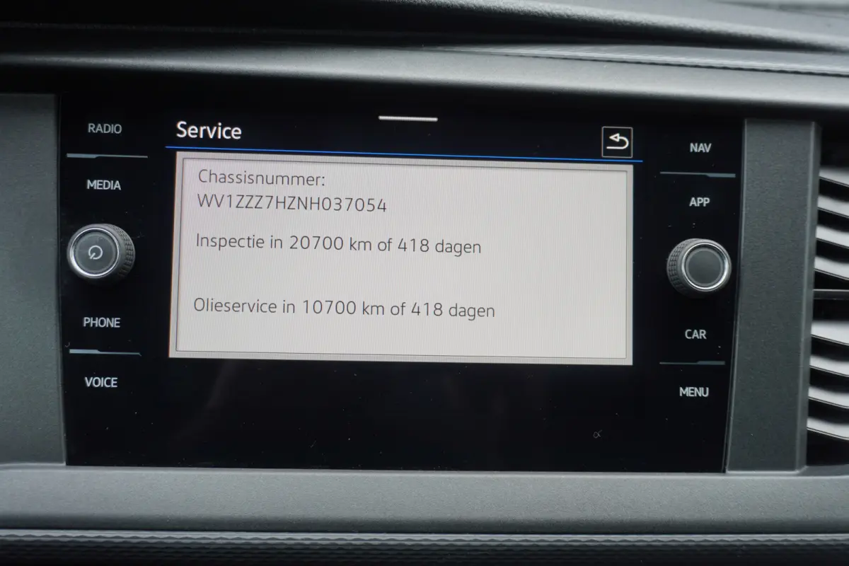 110pk L2H1 Navigatie Achterdeuren Apple carplay LED Camera Parkeersensoren ACC Cruise control