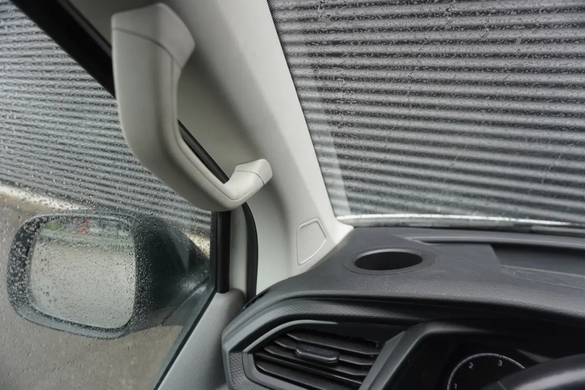 110pk L2H1 Navigatie Achterdeuren Apple carplay LED Camera Parkeersensoren ACC Cruise control