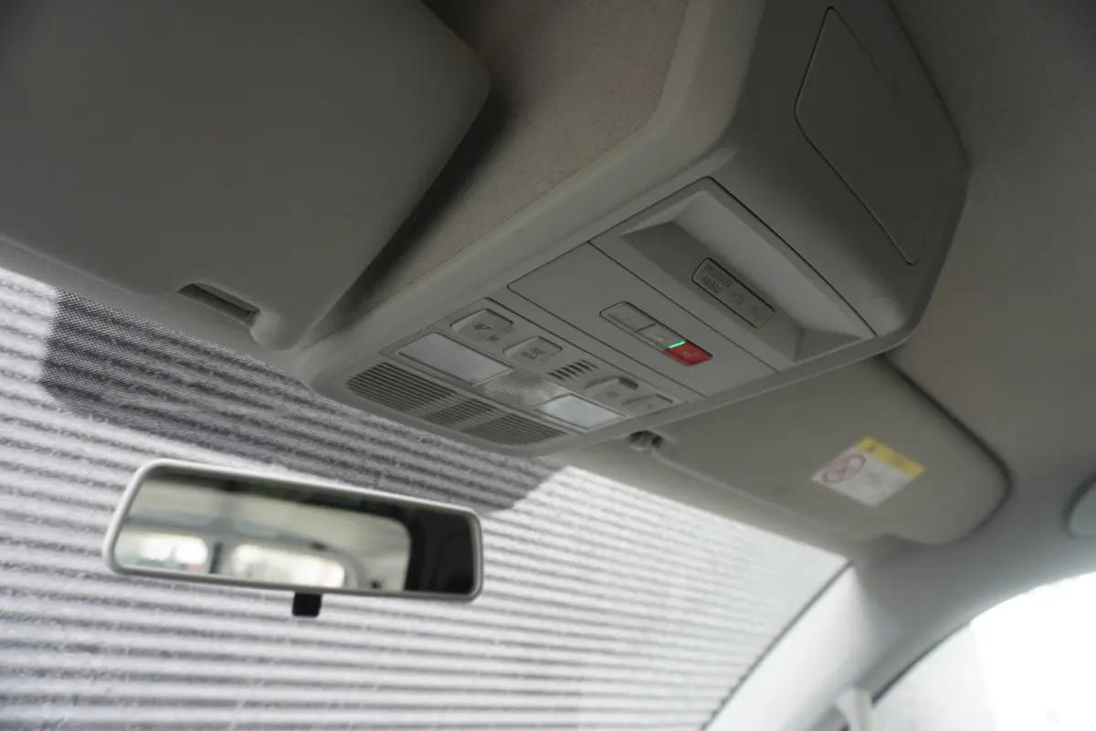 110pk L2H1 Navigatie Achterdeuren Apple carplay LED Camera Parkeersensoren ACC Cruise control
