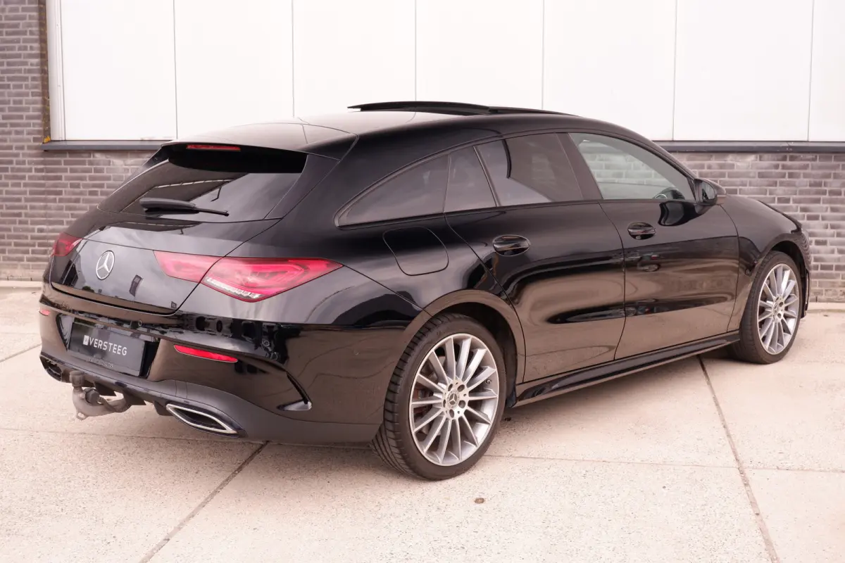 250 e AMG Line | Panoramadak | Elek. Trekhaak | Sfeerverlichting | Widescreen | Carplay | LED