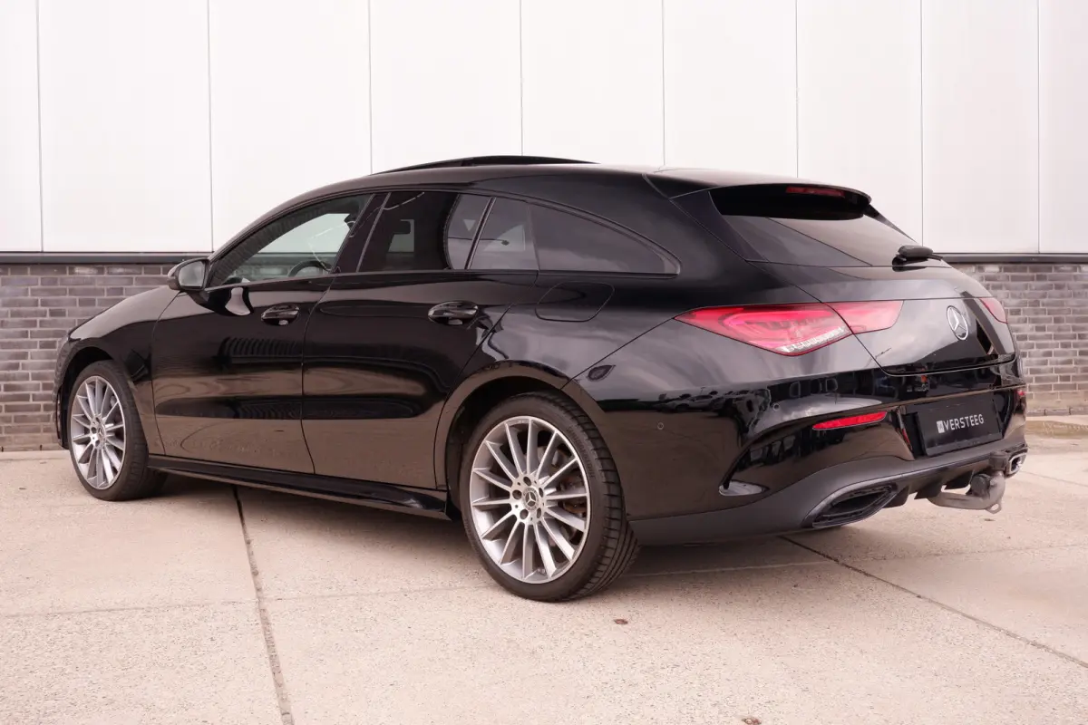 250 e AMG Line | Panoramadak | Elek. Trekhaak | Sfeerverlichting | Widescreen | Carplay | LED