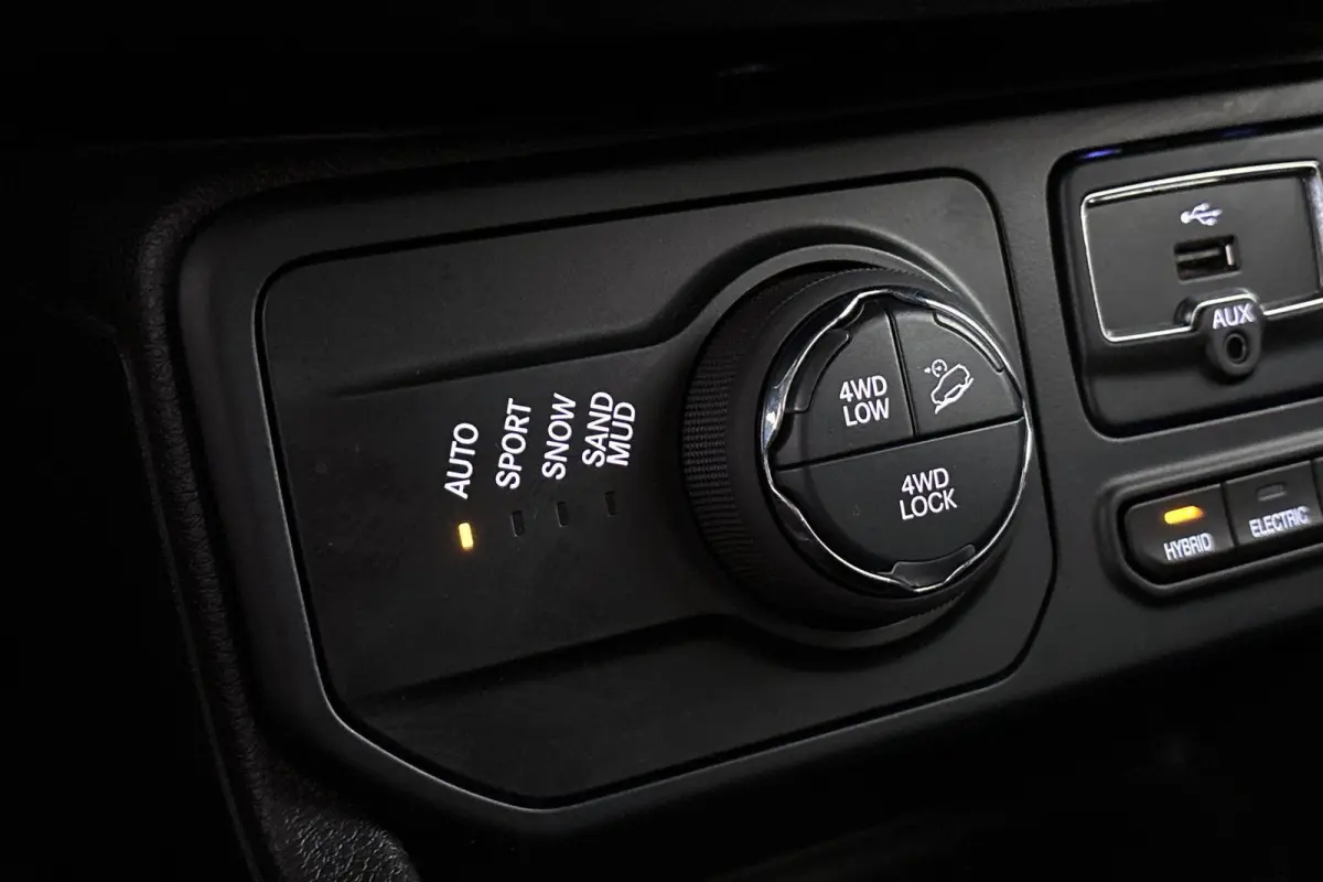 4xe 240 Plug-in Hybrid Electric S LED Leder Stoelverwarming Trekhaak Camera Kenwood