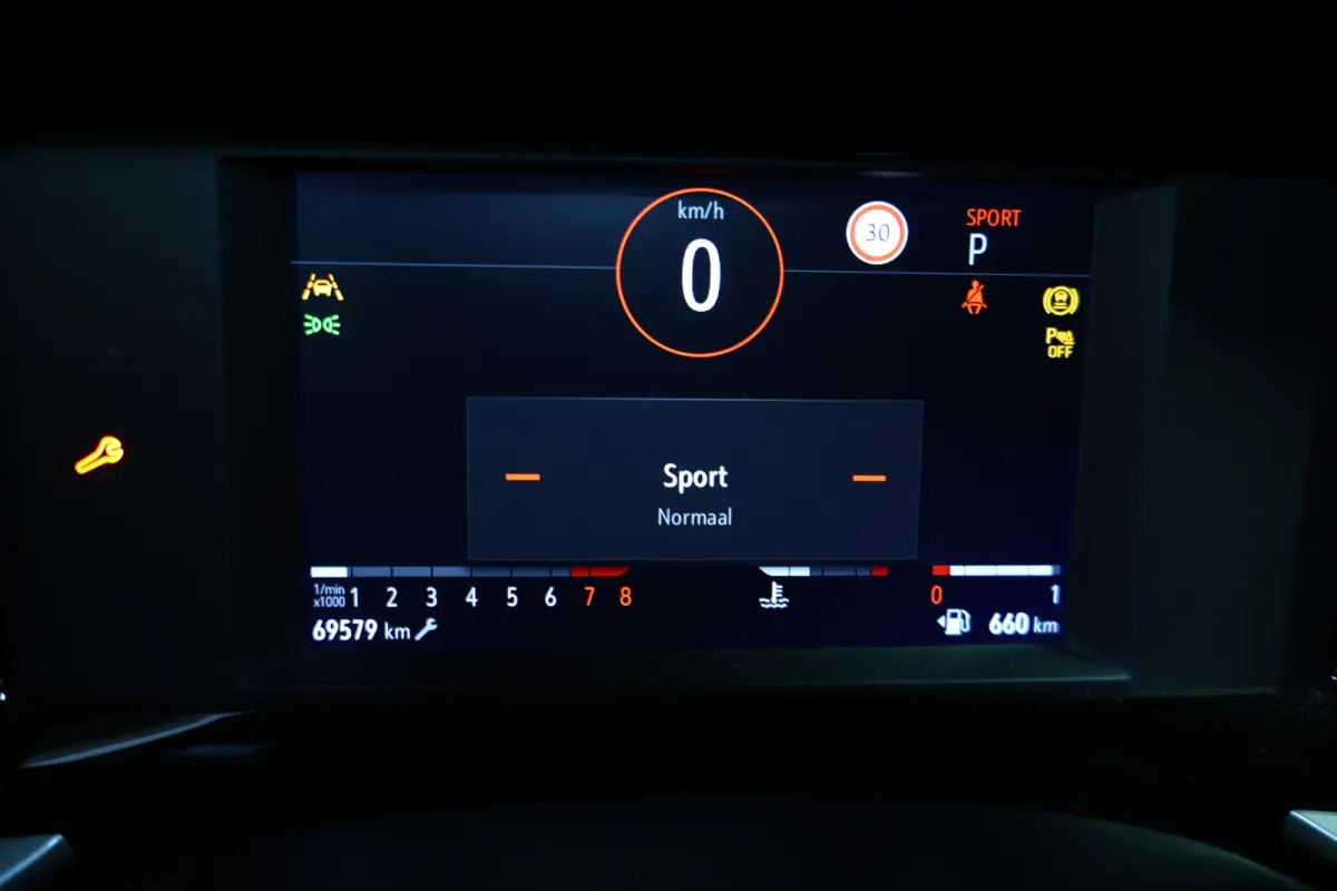 1.2 Turbo GS Line AVM CARPLAY NAVI CRUISE CLIMA LANE PDC STUUR + STOEL VW '22