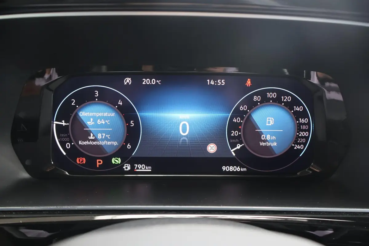 2.0 TDI 122pk DSG 75 Edition | Navigatie | Leder | Camera | PDC | Carplay