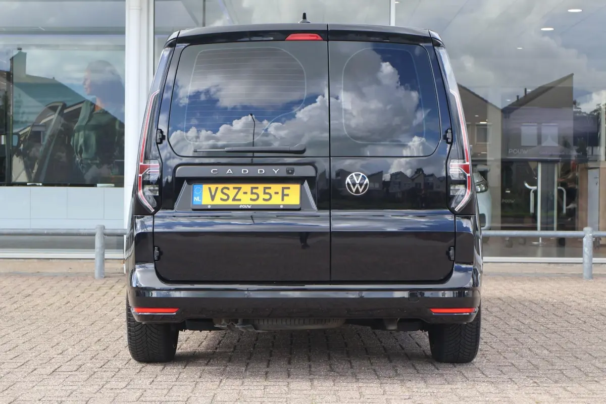 2.0 TDI 122pk DSG 75 Edition | Navigatie | Leder | Camera | PDC | Carplay