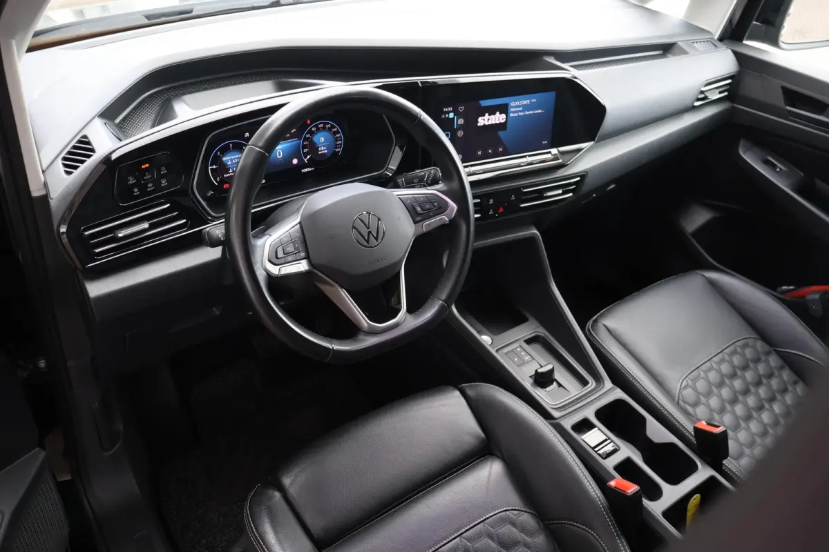 2.0 TDI 122pk DSG 75 Edition | Navigatie | Leder | Camera | PDC | Carplay