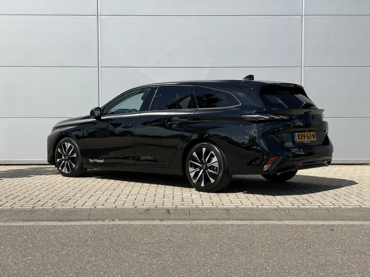 1.2 Hybrid 145 e-DCS6 Allure | 360 Camera | Adaptieve Cruise Control | Navigatie | Apple Carplay/Android Auto