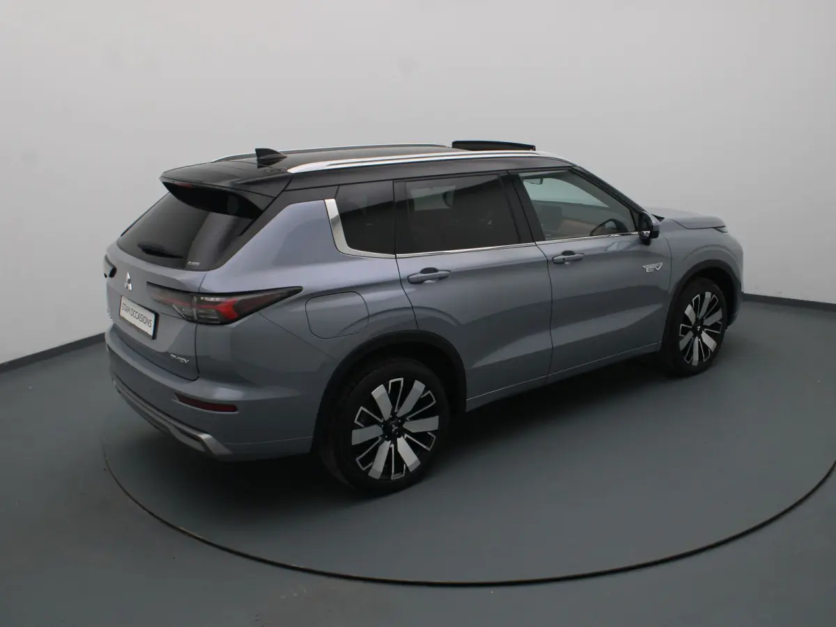 306pk PHEV Instyle+ Apple Carplay/Android Auto | Climate