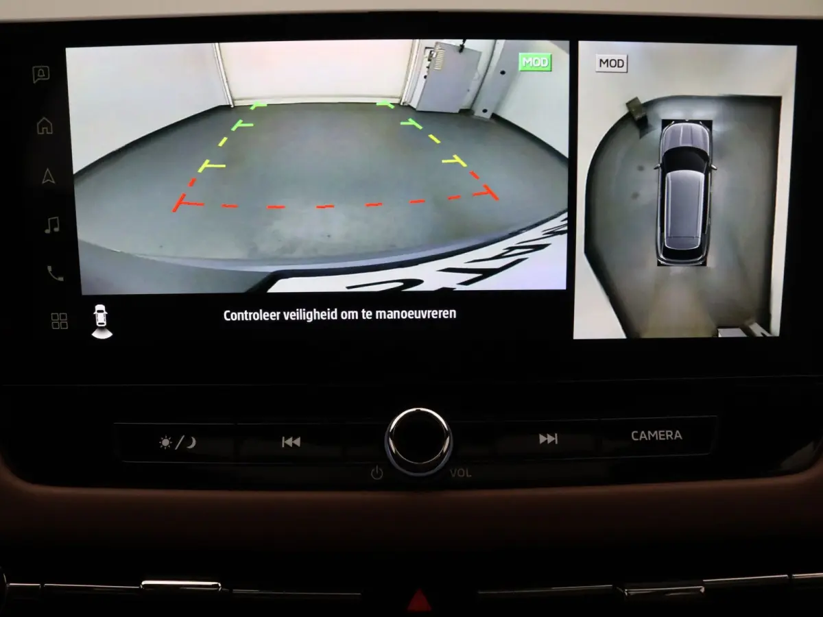 306pk PHEV Instyle+ Apple Carplay/Android Auto | Climate