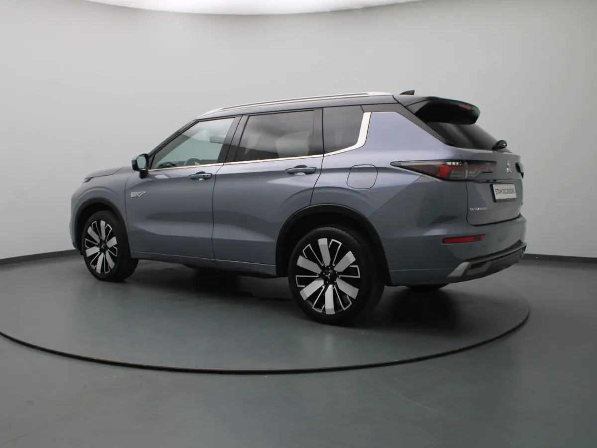 306pk PHEV Instyle+ Apple Carplay/Android Auto | Climate