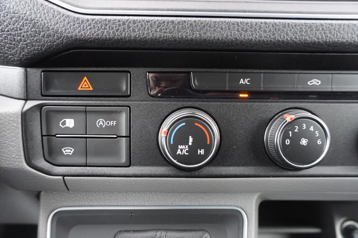 180pk Automaat L3H3/L2H2 LED Apple carplay Trekhaak Navigatie Camera Cruise control 3-Zits