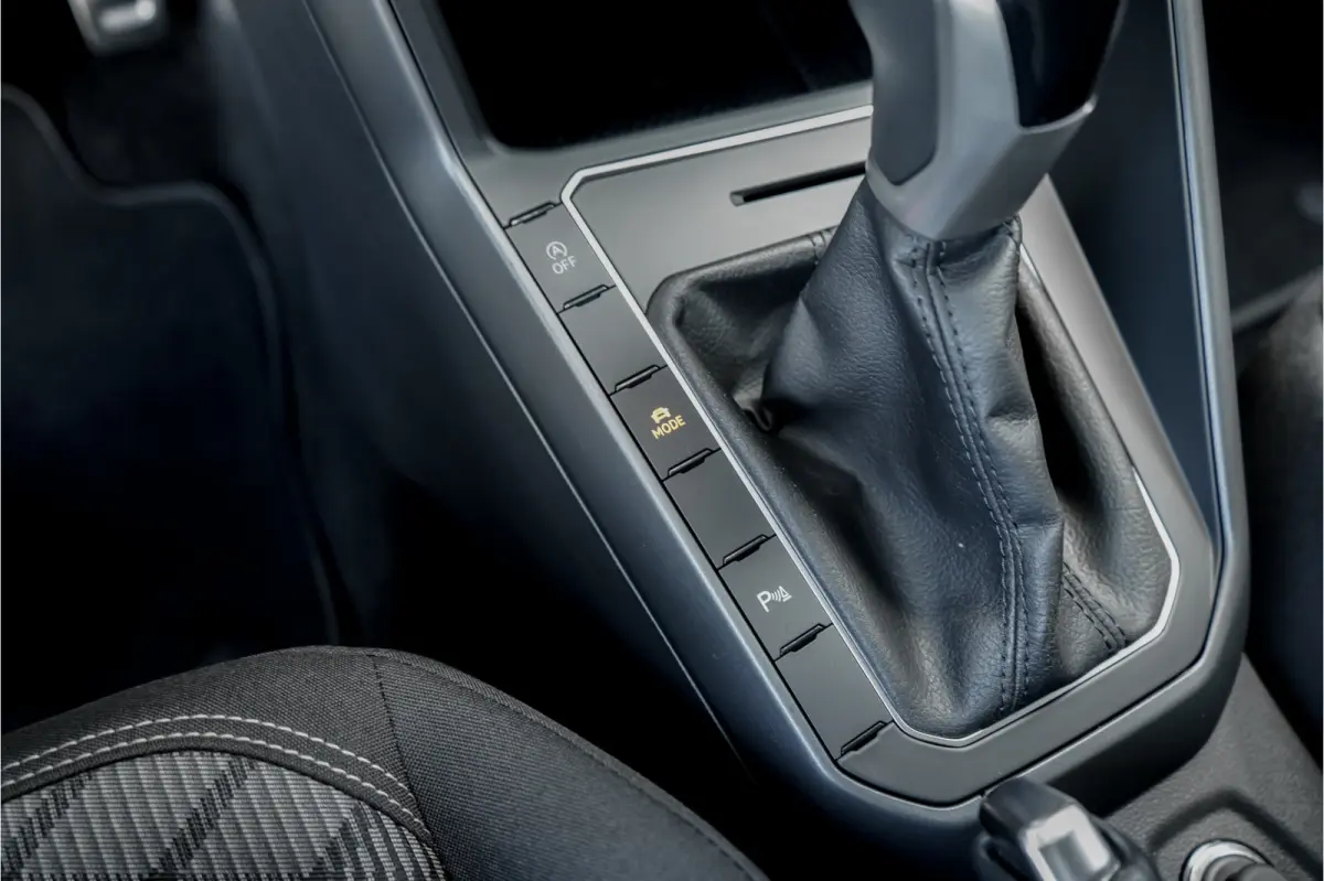 1.0 TSI R-Line Pano ACC Camera Virtual Dash Ascotgrau