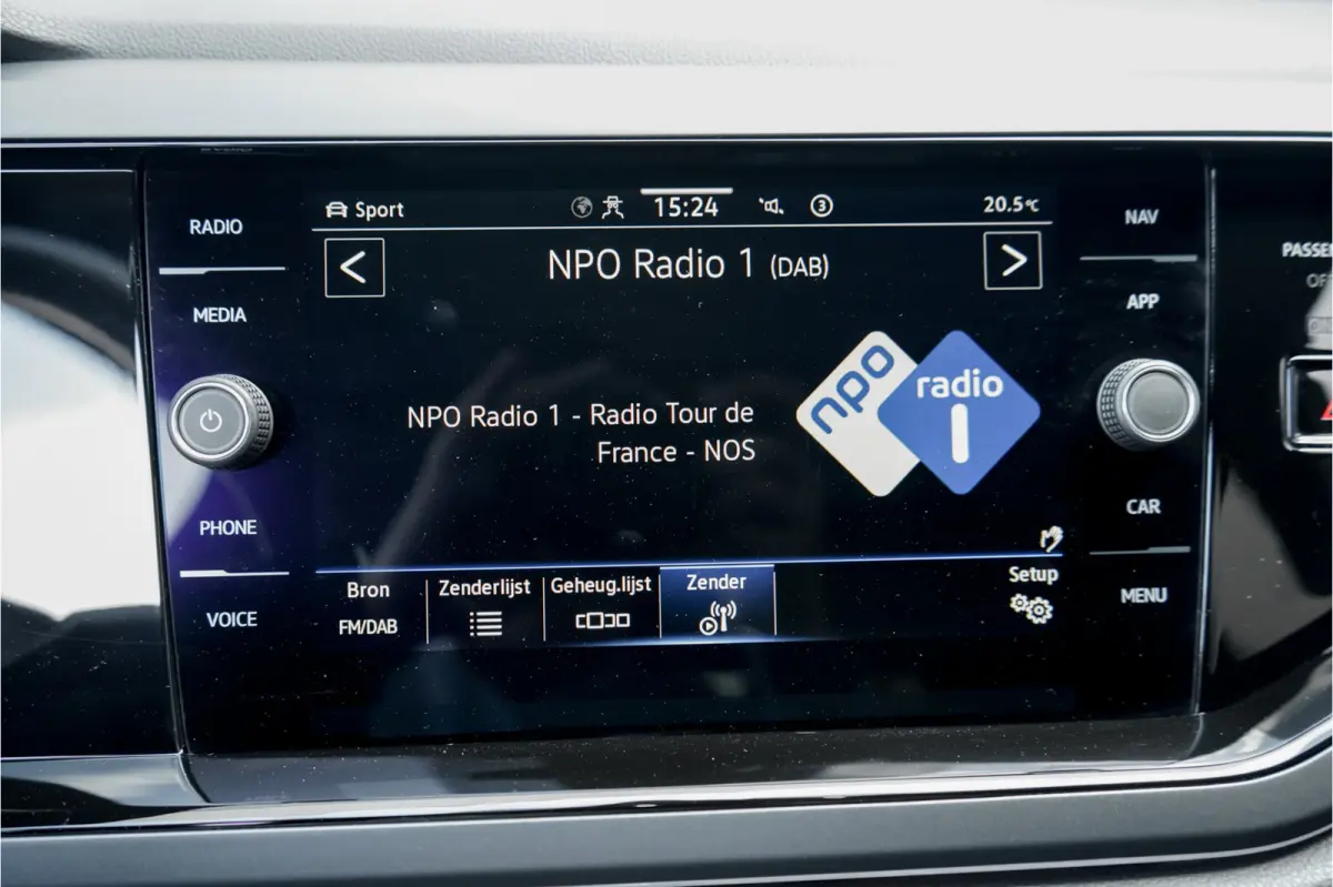 1.0 TSI R-Line Pano ACC Camera Virtual Dash Ascotgrau