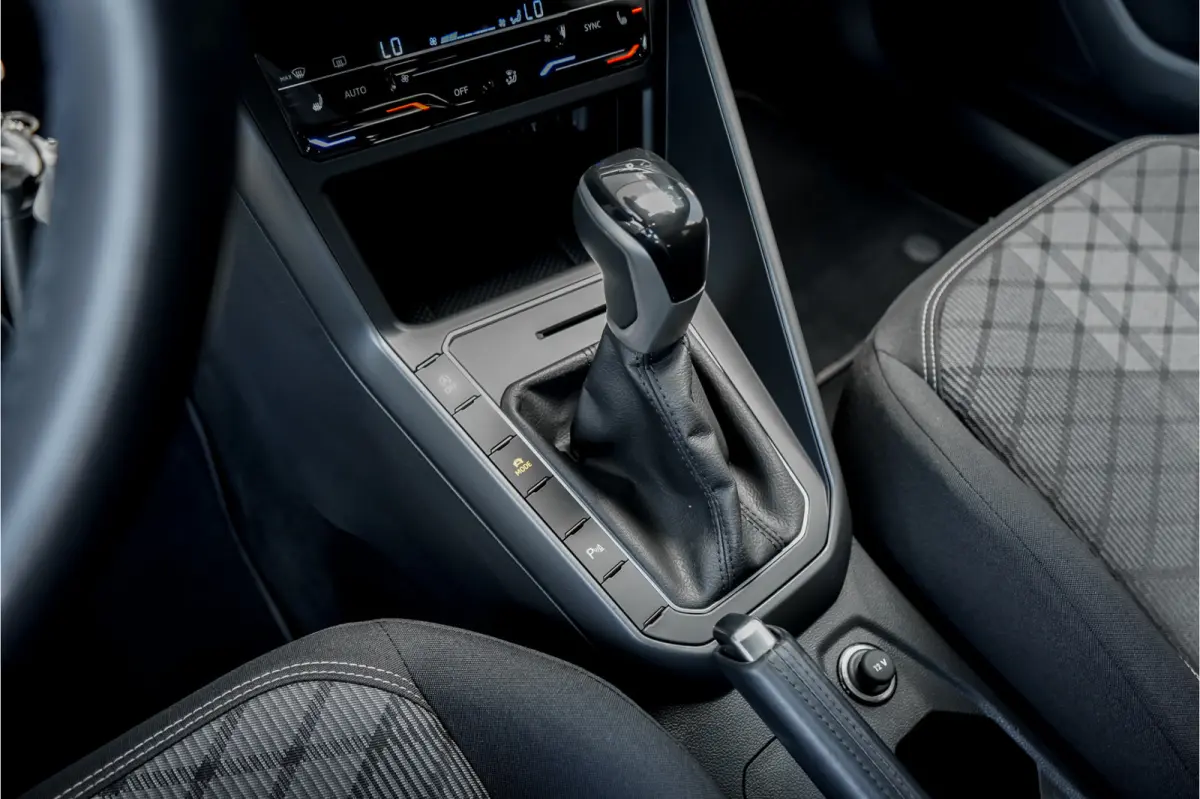 1.0 TSI R-Line Pano ACC Camera Virtual Dash Ascotgrau