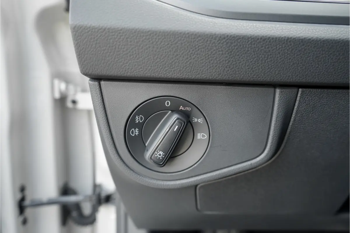 1.0 TSI R-Line Pano ACC Camera Virtual Dash Ascotgrau