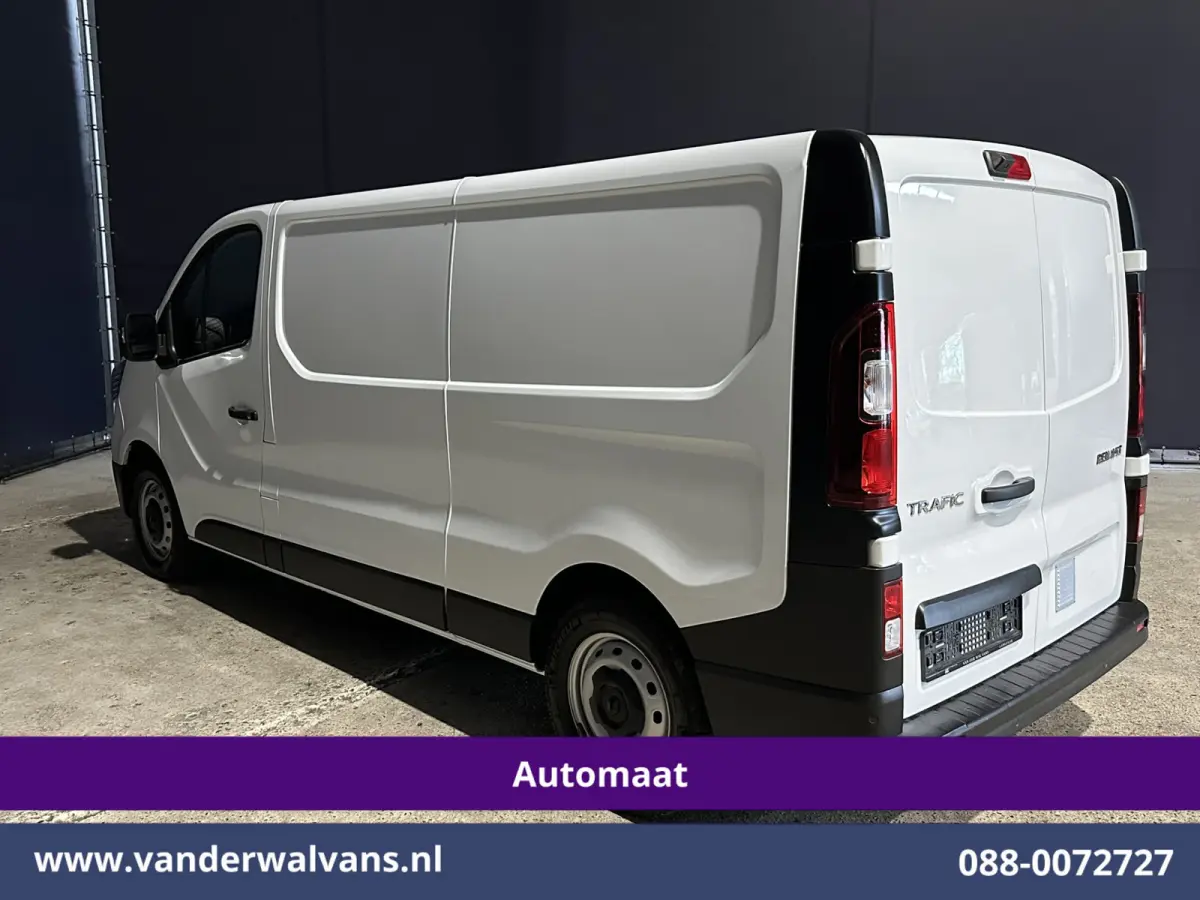 2.0 dCi 150pk Automaat L2H1 Euro6 Airco | Navigatie | Camera | LED | Android Auto | Cruisecontrol Parkeersensoren, Bijrijdersbank