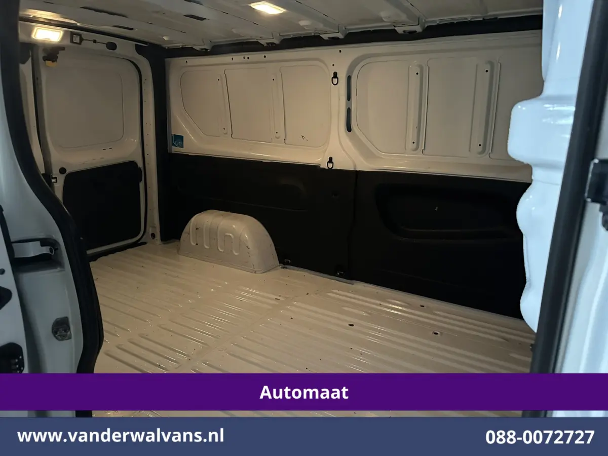 2.0 dCi 150pk Automaat L2H1 Euro6 Airco | Navigatie | Camera | LED | Android Auto | Cruisecontrol Parkeersensoren, Bijrijdersbank