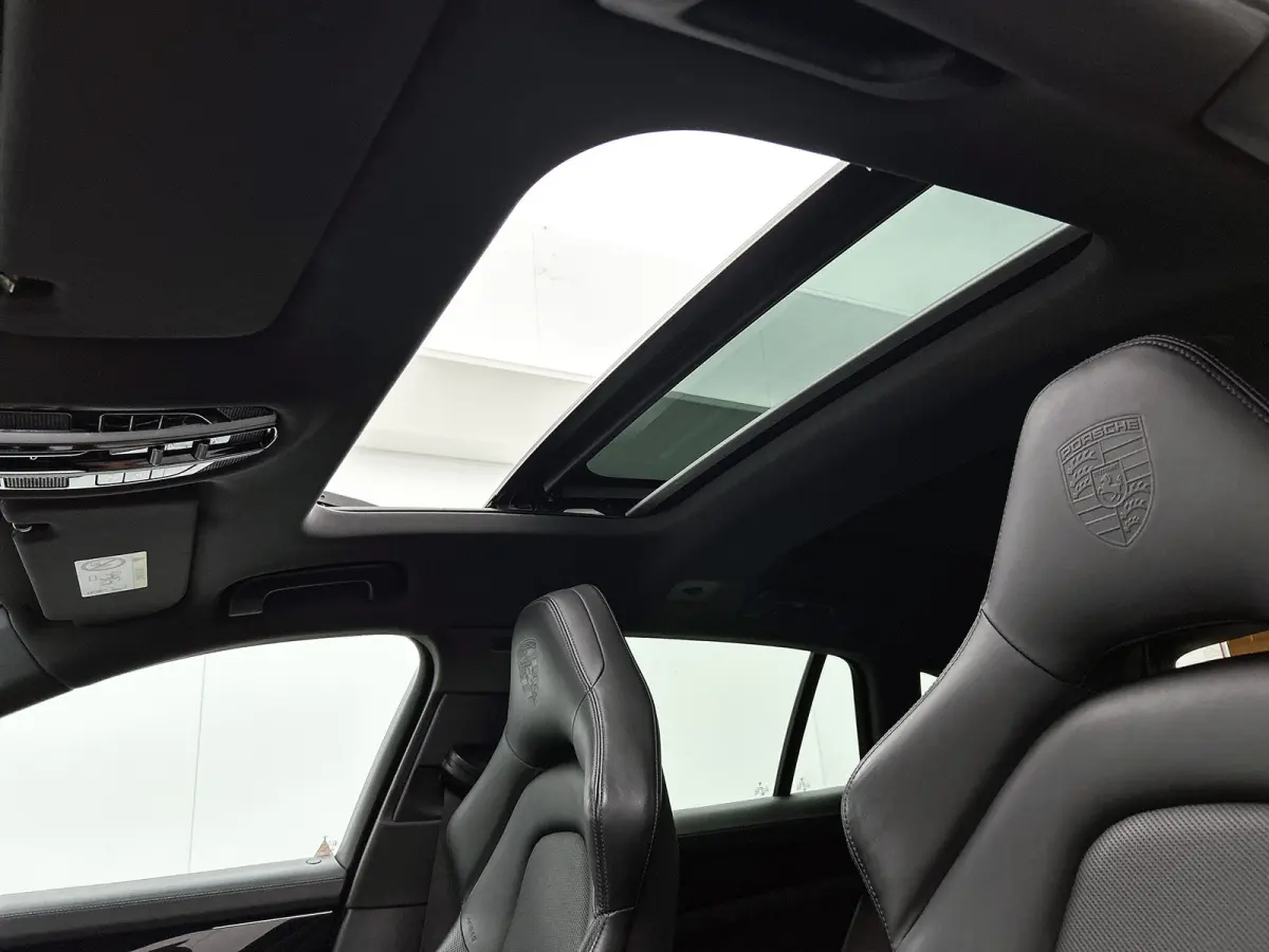 2.9 4 E-Hybrid / NL-Origineel / Adap Cruise / Panorama / Leder int. / memory seats / 21" Lmv / Apk 03-2027