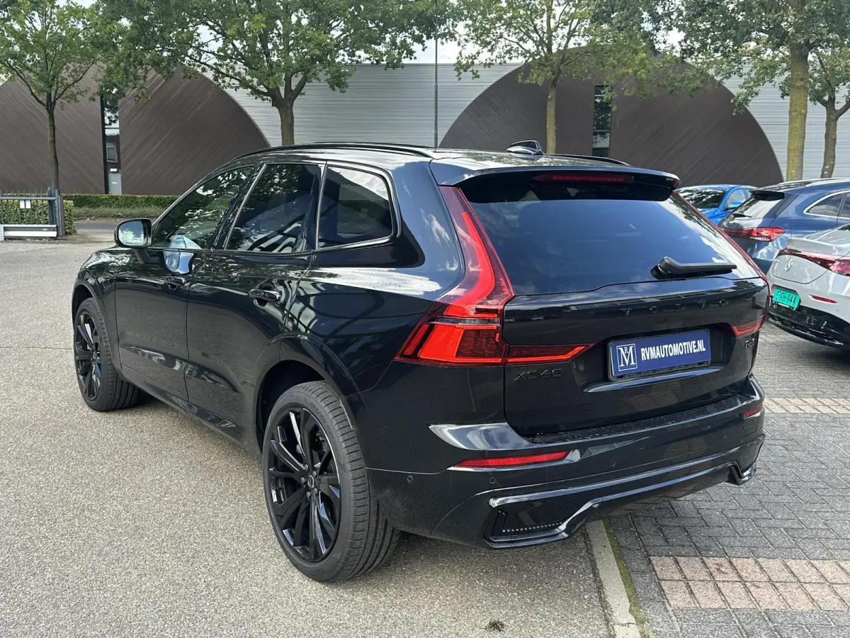 2.0 T6 Plug-in hybrid AWD Plus Black Edition VAN: 59.900,- ND: 56.877,- UW HERSTVOORDEEL: 2.023,- | TREKHAAK | DEALER ONDERHOUDEN | HEAD UP | 360CAMERA | FABR. GARANTIE! |