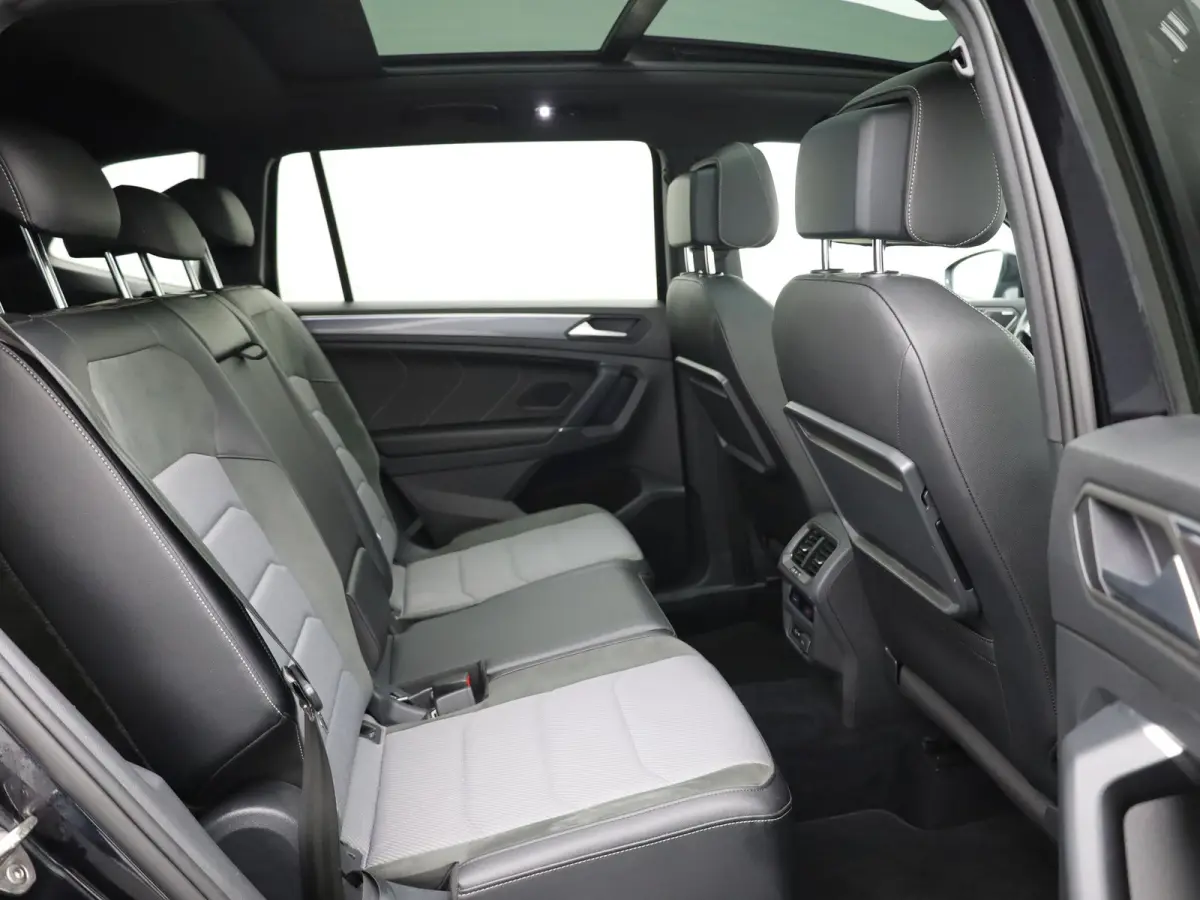 1.5 TSI Highline Business R 7p. | R-Line | Pano | 360 Camera | Keyless | Dynaudio | Trekhaak wegkl. | Prijs Rijklaar!!