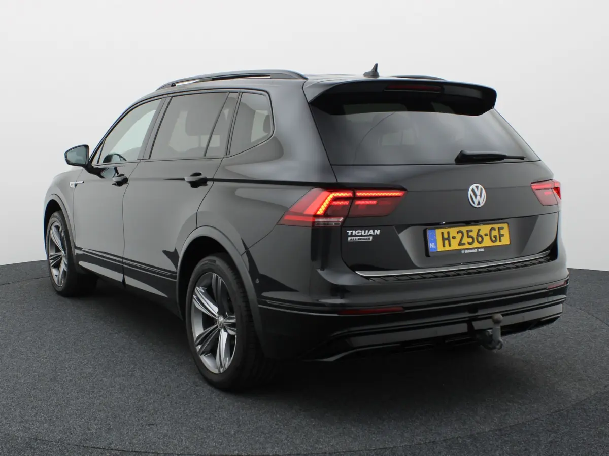 1.5 TSI Highline Business R 7p. | R-Line | Pano | 360 Camera | Keyless | Dynaudio | Trekhaak wegkl. | Prijs Rijklaar!!