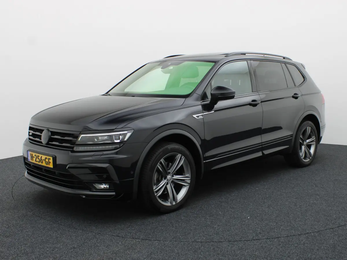 1.5 TSI Highline Business R 7p. | R-Line | Pano | 360 Camera | Keyless | Dynaudio | Trekhaak wegkl. | Prijs Rijklaar!!