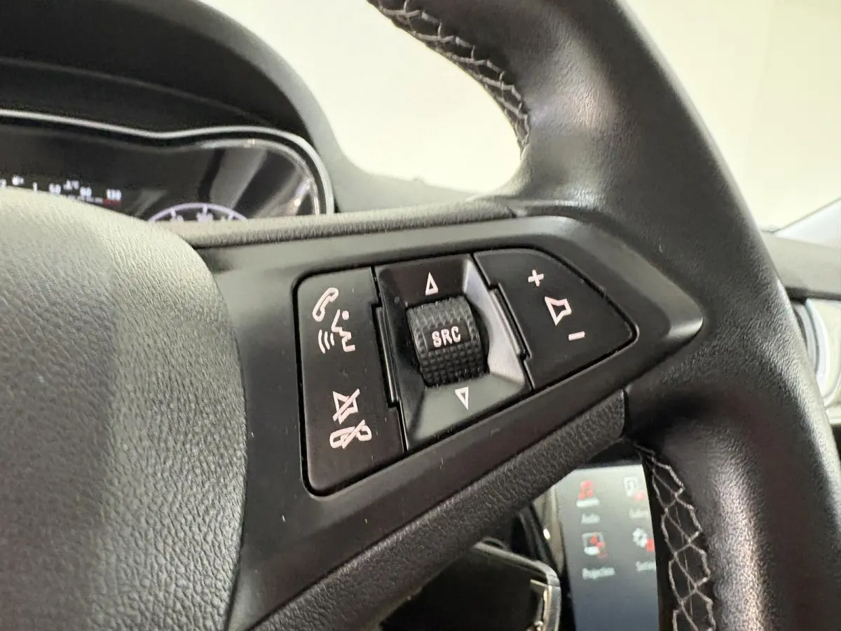 1.0 Turbo Innovation | Climate Control | Parkeersensoren achter | Unieke km. stand |