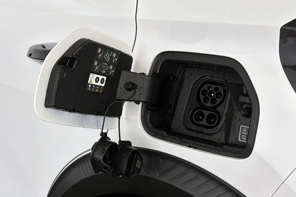 Plus 113pk 44 kWh SOH 100% Airco Apple CarPlay