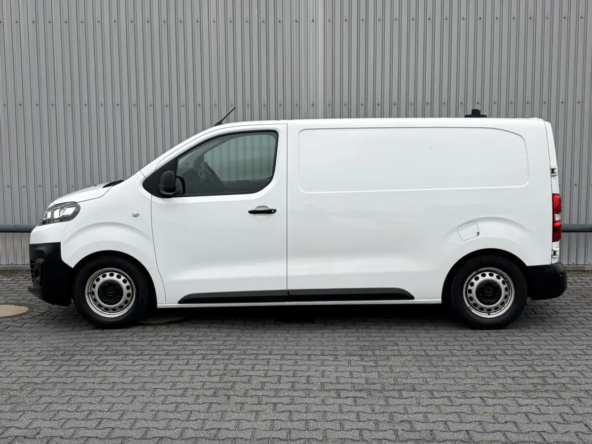 1.6 BlueHDI 95 L1H1*HAAK*A/C*CRUISE*OMVORMER*PDC*