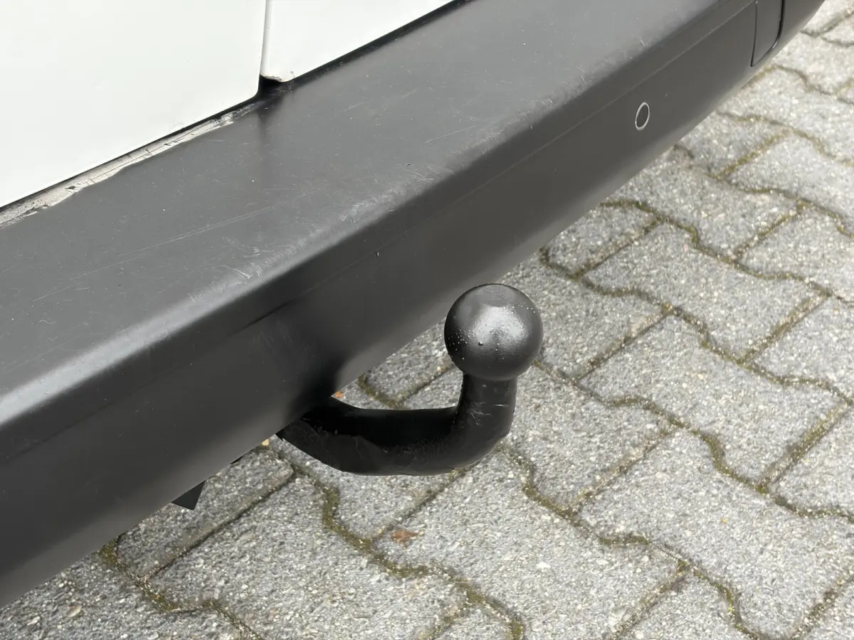 1.6 BlueHDI 95 L1H1*HAAK*A/C*CRUISE*OMVORMER*PDC*