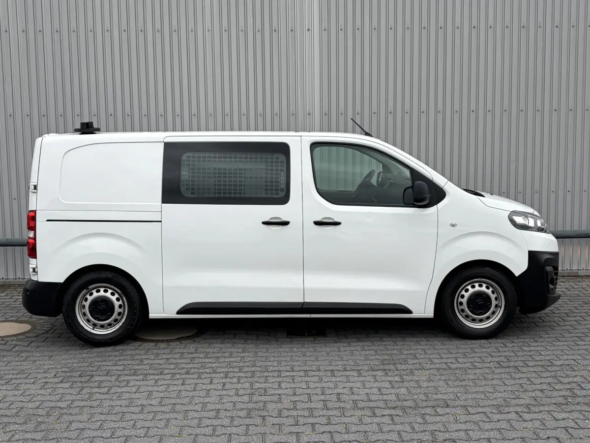 1.6 BlueHDI 95 L1H1*HAAK*A/C*CRUISE*OMVORMER*PDC*