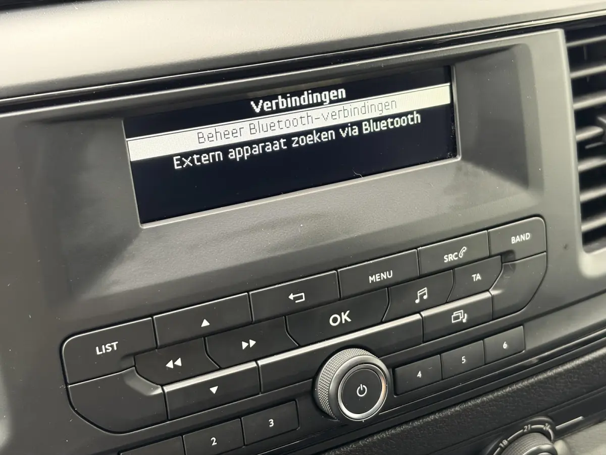 1.6 BlueHDI 95 L1H1*HAAK*A/C*CRUISE*OMVORMER*PDC*
