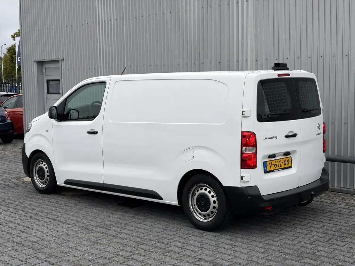1.6 BlueHDI 95 L1H1*HAAK*A/C*CRUISE*OMVORMER*PDC*