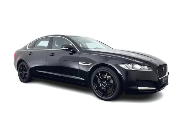 2.0d Prestige Aut.*LEATHER | BI-XENON | JAGUAR-AUDIO | HEATED-SPORTSEATS | CAMERA | PRIVACY-GLASS | SHIFTPADDLES | NAVI-FULLMAP | ECC | CARPLAY | PDC | CRUISE | LANE-ASSIST | 19''ALU*