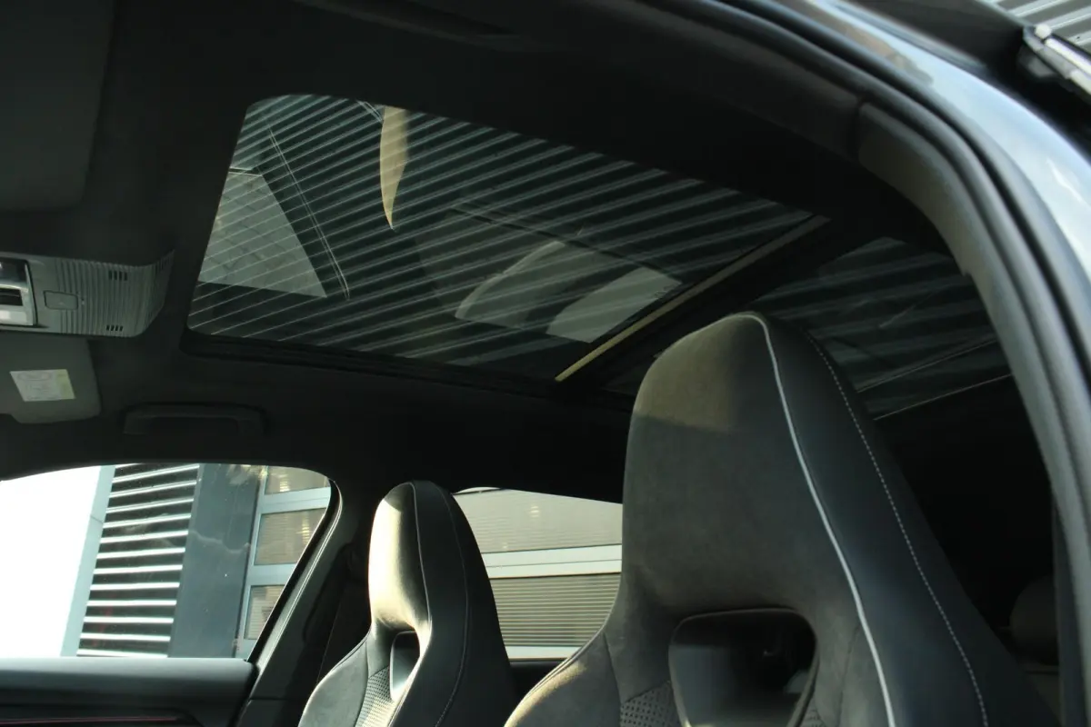 1.5 TSI PHEV 204pk Sportline Business | Simply Clever Familie Pakket | Travel Assist Plus