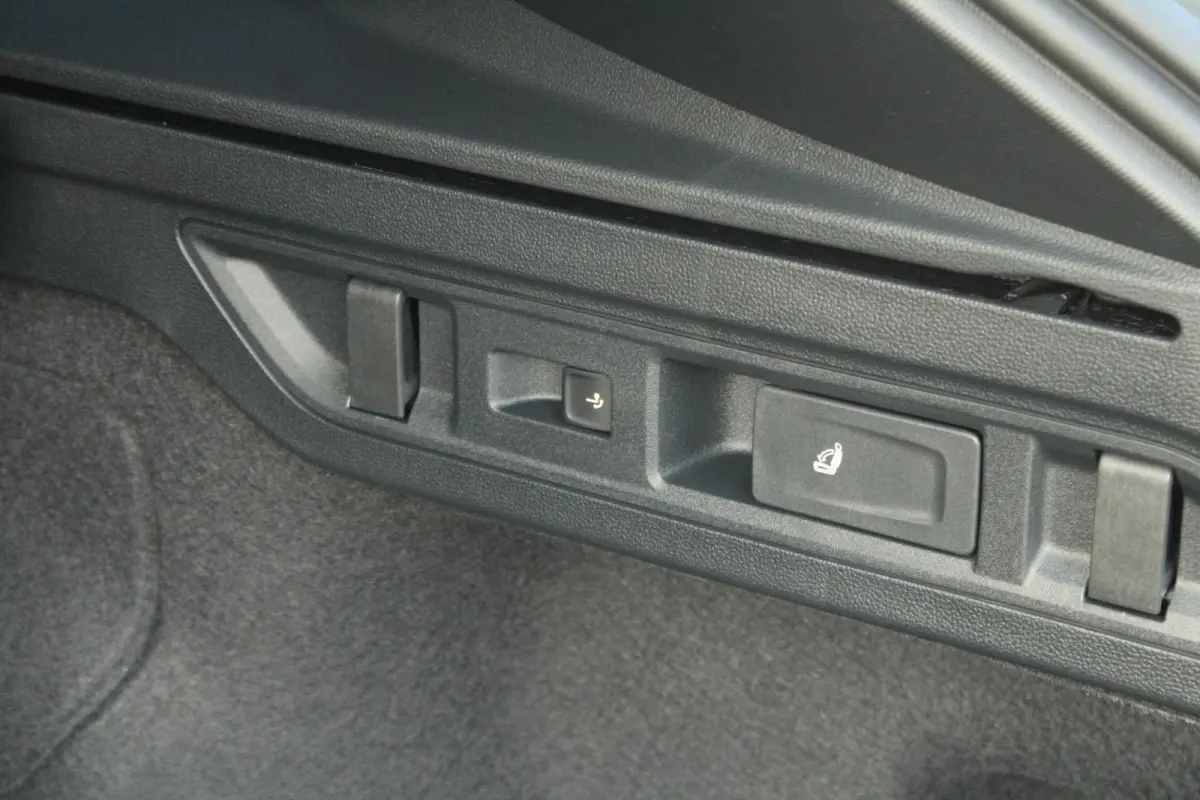 1.5 TSI PHEV 204pk Sportline Business | Simply Clever Familie Pakket | Travel Assist Plus