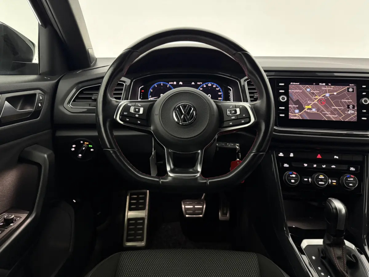1.5 TSI DSG Sport | Camera | Virtual | Sfeer | Carplay | Trekhaak | Cruise | Navi | NAP