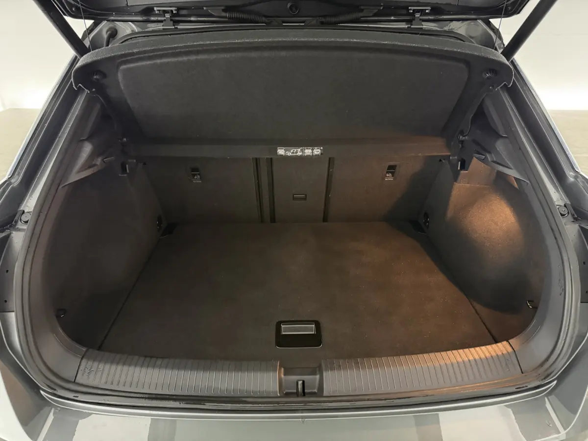 1.5 TSI DSG Sport | Camera | Virtual | Sfeer | Carplay | Trekhaak | Cruise | Navi | NAP