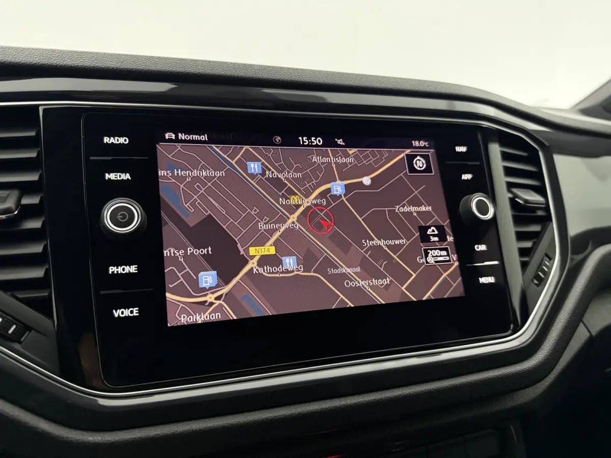1.5 TSI DSG Sport | Camera | Virtual | Sfeer | Carplay | Trekhaak | Cruise | Navi | NAP