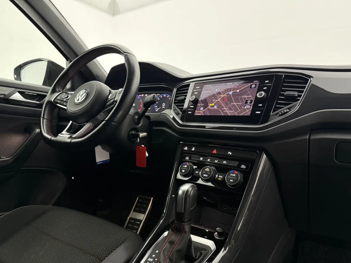 1.5 TSI DSG Sport | Camera | Virtual | Sfeer | Carplay | Trekhaak | Cruise | Navi | NAP