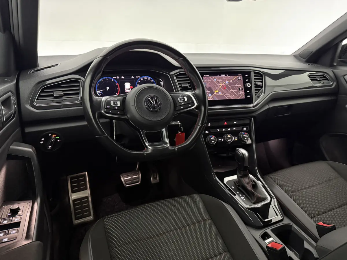 1.5 TSI DSG Sport | Camera | Virtual | Sfeer | Carplay | Trekhaak | Cruise | Navi | NAP