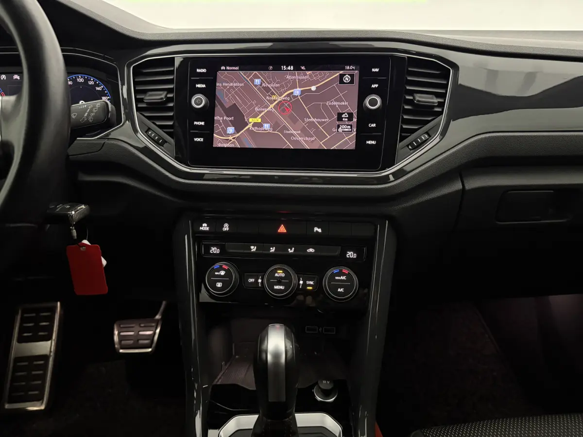 1.5 TSI DSG Sport | Camera | Virtual | Sfeer | Carplay | Trekhaak | Cruise | Navi | NAP